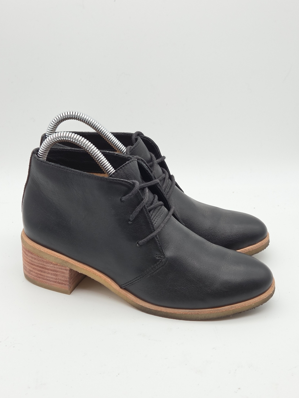 Clarks Phenia Carnaby Black Leather Lace Up Heeled‎ Boots Size 7